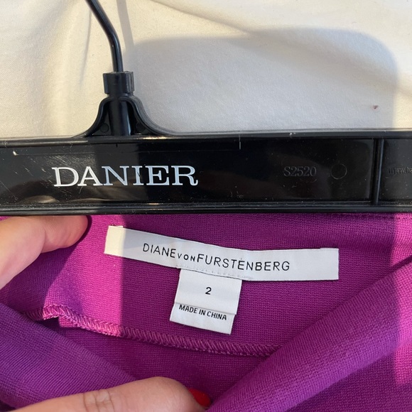 Diane Von Furstenberg fitted pencil skirt - Picture 2 of 2